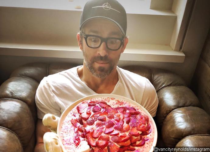 Ryan Reynolds Bakes Wife Blake Lively a Heart-Shaped Valentine's Day Cake, but 'the Icing Is Glue'