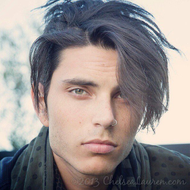 samuel-larsen-of-glee-chops-off-his-sign