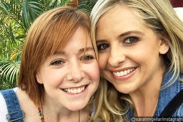 Sarah Michelle Gellar Reunites With Former 'Buffy' Co-Star Alyson Hannigan