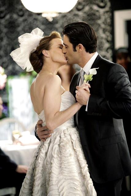 Sarah Walks Away From Her Wedding in 'Brothers and Sisters' Season Finale Preview
