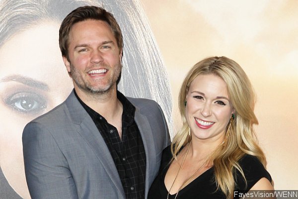 Scott Porter Confirms He and Wife Are Expecting a Baby Boy