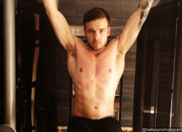No Payne, No Gain! Shirtless Liam Payne Shows Off Ripped Muscle in Workout Video
