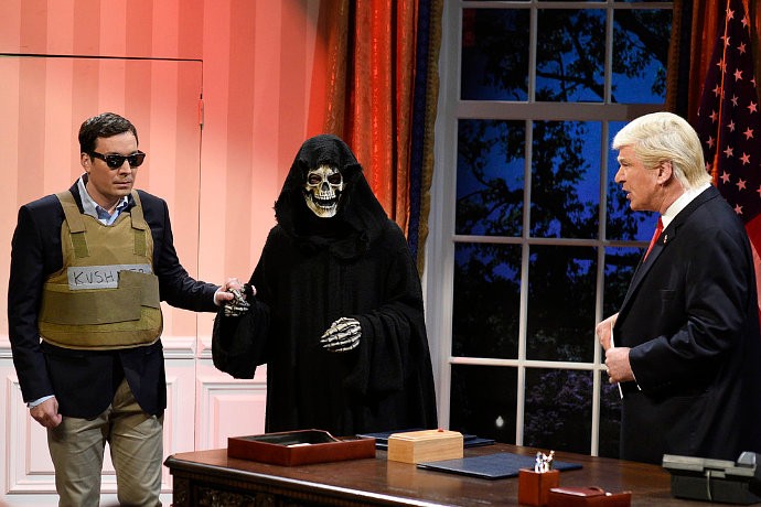 'Saturday Night Live' Mocks United Airlines and Pepsi, Jimmy Fallon Impersonates Jared Kushner