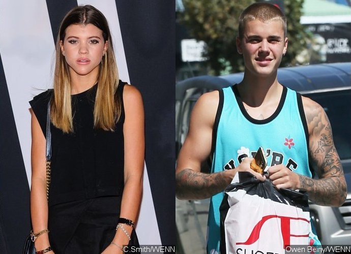 Lionel Richie's Daughter Sofia Pictured Leaving Justin Bieber's Home in Pajamas. Sleep Over?