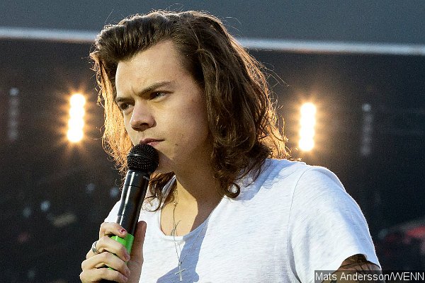 Sony Reportedly Wants to Sign Harry Styles to 'Mega Solo Deal'