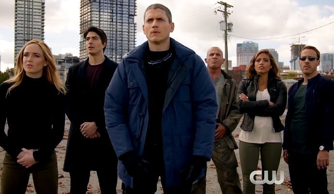 Watch Superheroes Band Together in CW 'Legends of Tomorrow' Trailer