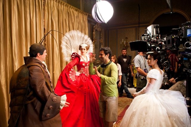 Mirror Mirror Trailer Movie