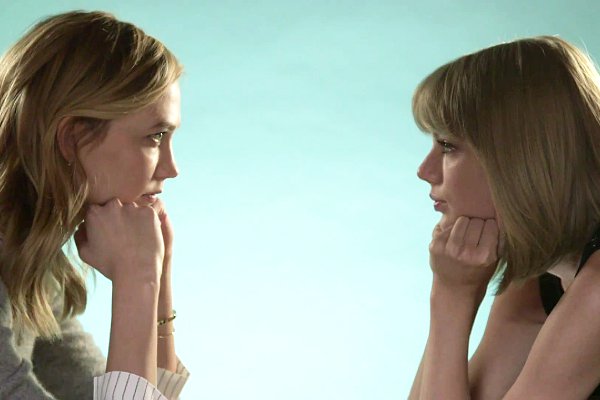 Video: Taylor Swift and Karlie Kloss Arm Wrestling to Prove Who's the Best Best Friend