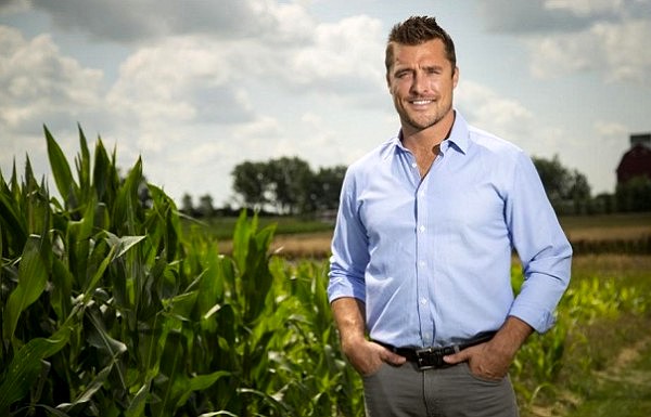 'The Bachelor' Chris Soules Dishes on Impressive First Meetings on Season Premiere