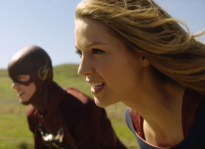 The Flash Races Against Supergirl in New Crossover Promo
