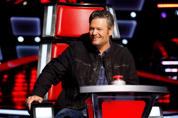 'The Voice' Blind Auditions Night 4: Blake Shelton Uses His Dimple Charms to Lure Contestants