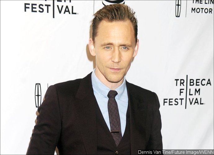 Watch Tom Hiddleston Avoid Talking About Taylor Swift in This Awkward Interview