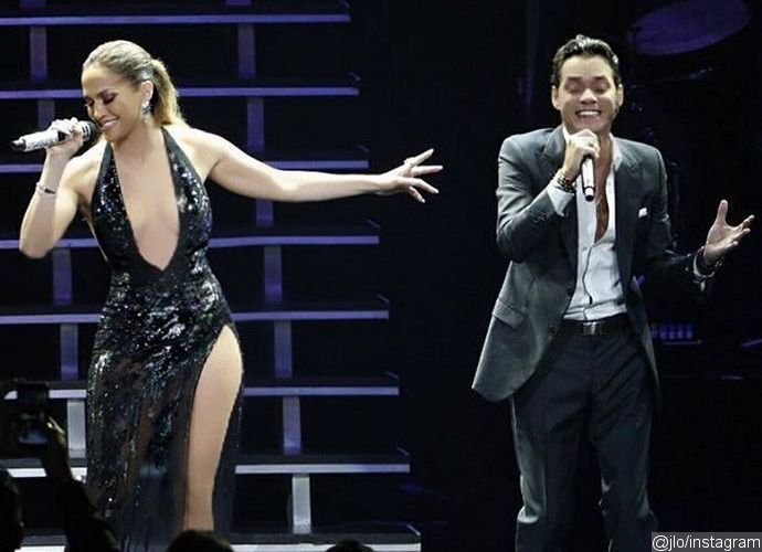 Video: Jennifer Lopez Reunites With Ex Marc Anthony on Stage After Casper Smart Split
