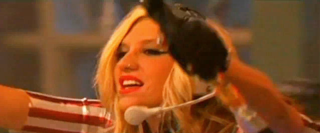 kesha when she was younger. Does+kesha+have+any+
