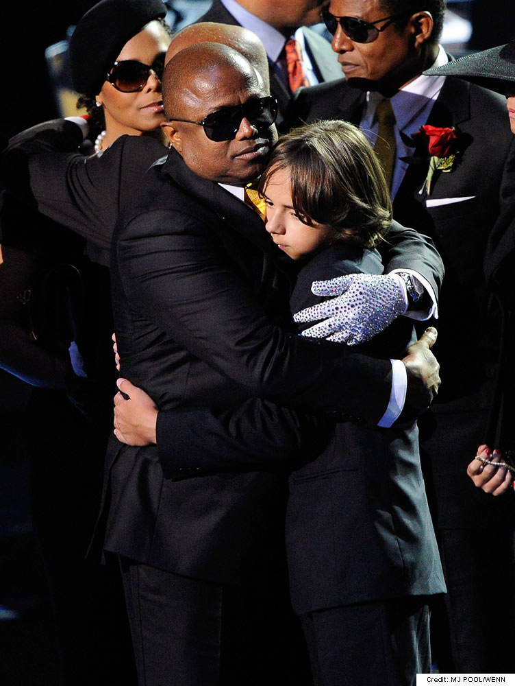 randy jackson and michael jackson brothers. Randy Jackson Furious Over