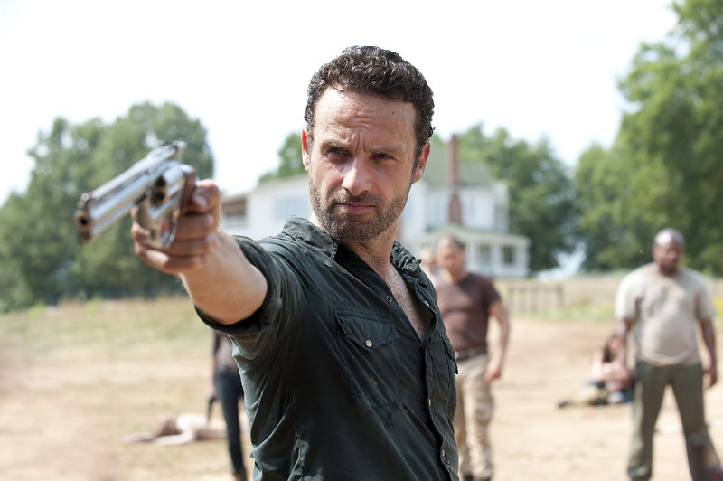 Walking Dead': Zombies to Swarm the Farm in Season Finale, the ...