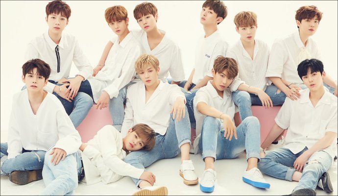 Wanna One Gets Mobbed by Brutal Fans