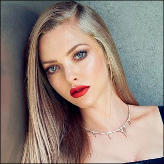 Amanda Seyfried Profile Photo