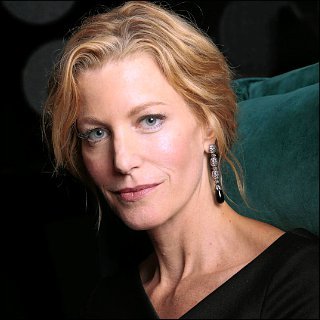Anna Gunn Anna Gunn