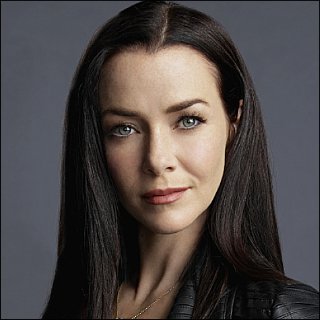 Annie Wersching Profile Photo