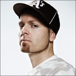 DJ Shadow Profile Photo