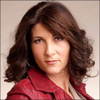 Eve Best Profile Photo