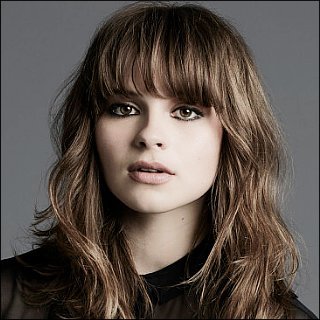 Gabrielle Aplin Profile Photo