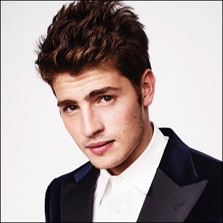 Gregg Sulkin Profile Photo