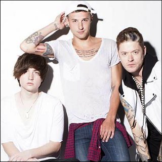 Hot Chelle Rae Profile Photo