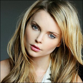 Izabella Miko Profile Photo