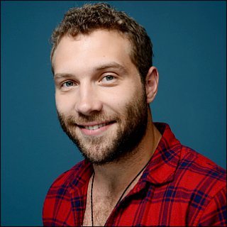 Jai Courtney Profile Photo