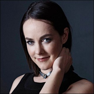 Jena Malone Profile Photo