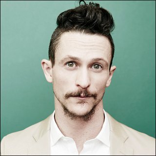 Jonathan Tucker Profile Photo