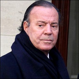 Julio Iglesias Profile Photo