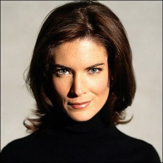 Lara Flynn Boyle Profile Photo
