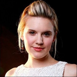 Maggie Grace Profile Photo