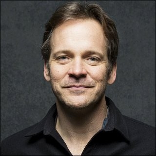 Peter Sarsgaard Peter Sarsgaard