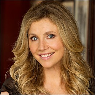 Sarah Chalke Profile Photo