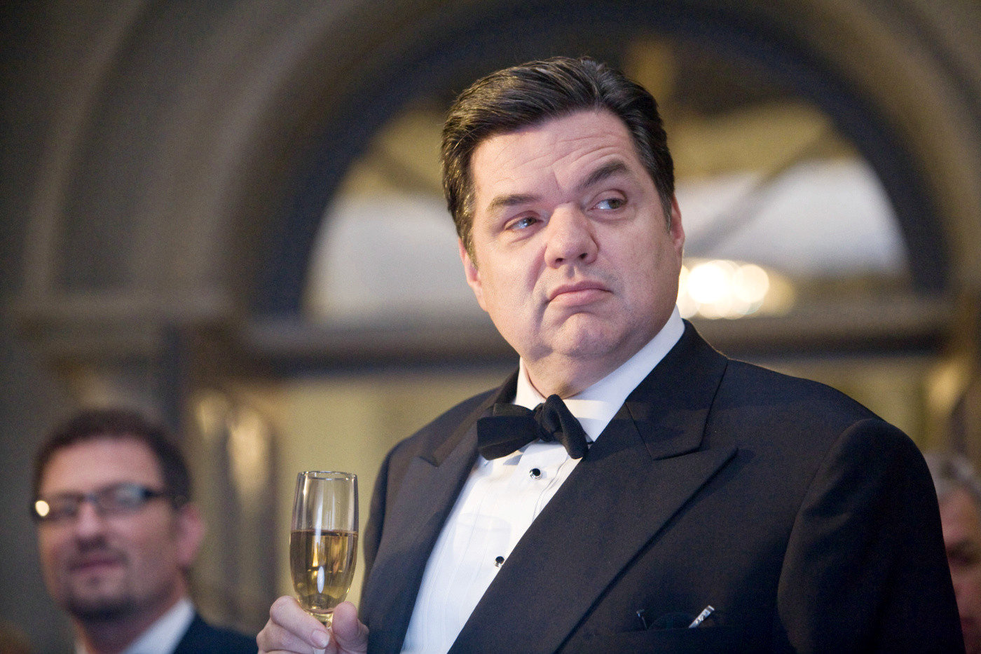 Oliver Platt stars as 	Carl Anheuser in Columbia Pictures' 2012 (2009)