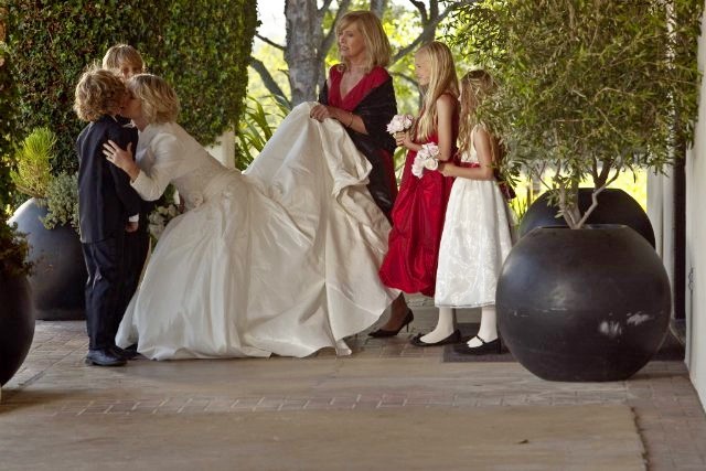Jennie Garth stars as Susan in Hallmark Channel's A Christmas Wedding Tail (2011)