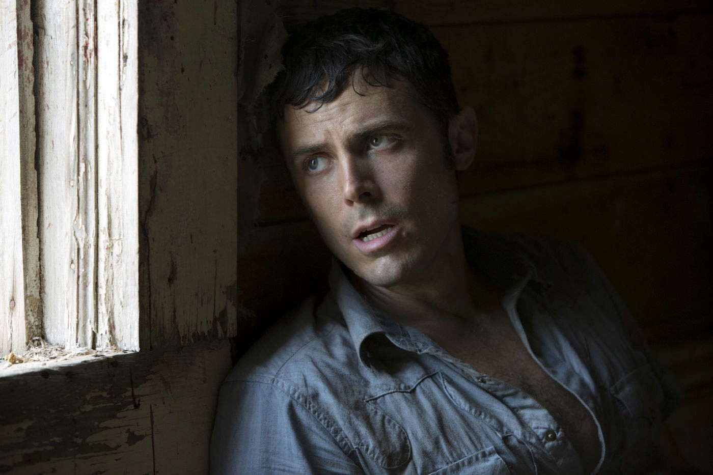 Casey Affleck stars as Bob Muldoon in IFC Films' Ain't Them Bodies Saints (2013)