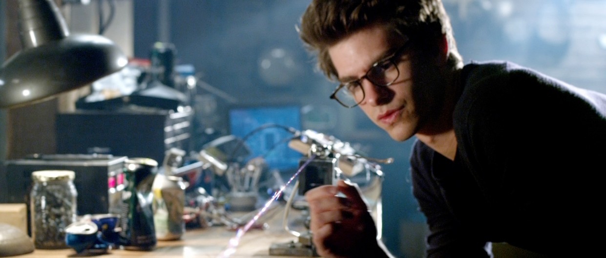 Andrew Garfield stars as Peter Parker/Spider-Man in Columbia Pictures' The Amazing Spider-Man (2012)