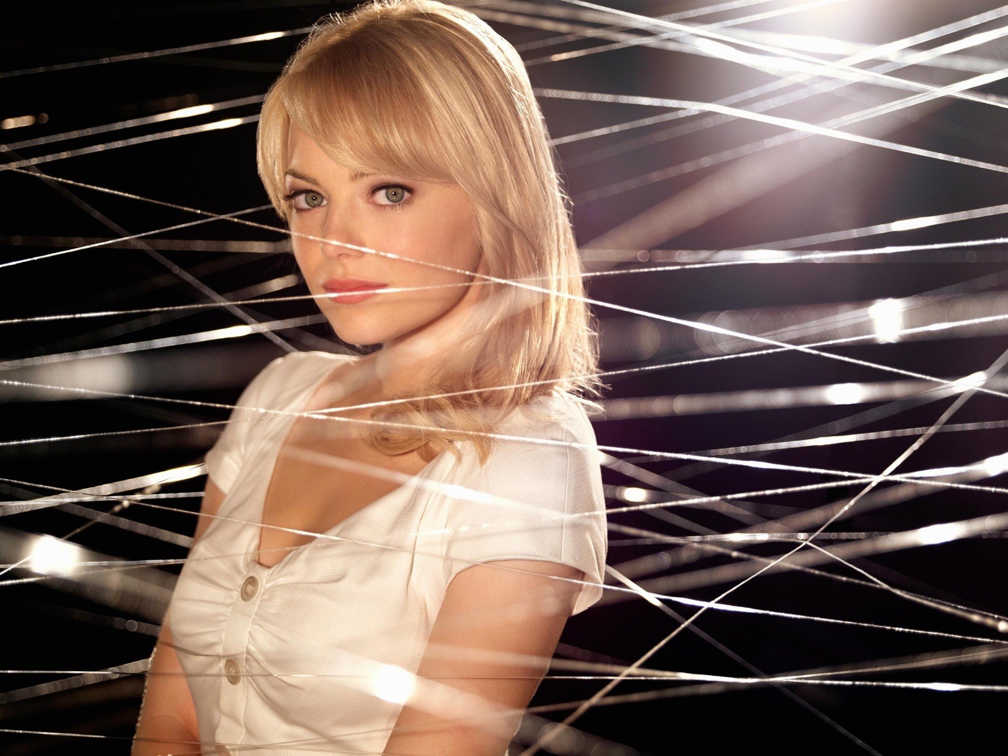 Emma Stone stars as Gwen Stacy in Columbia Pictures' The Amazing Spider-Man (2012)