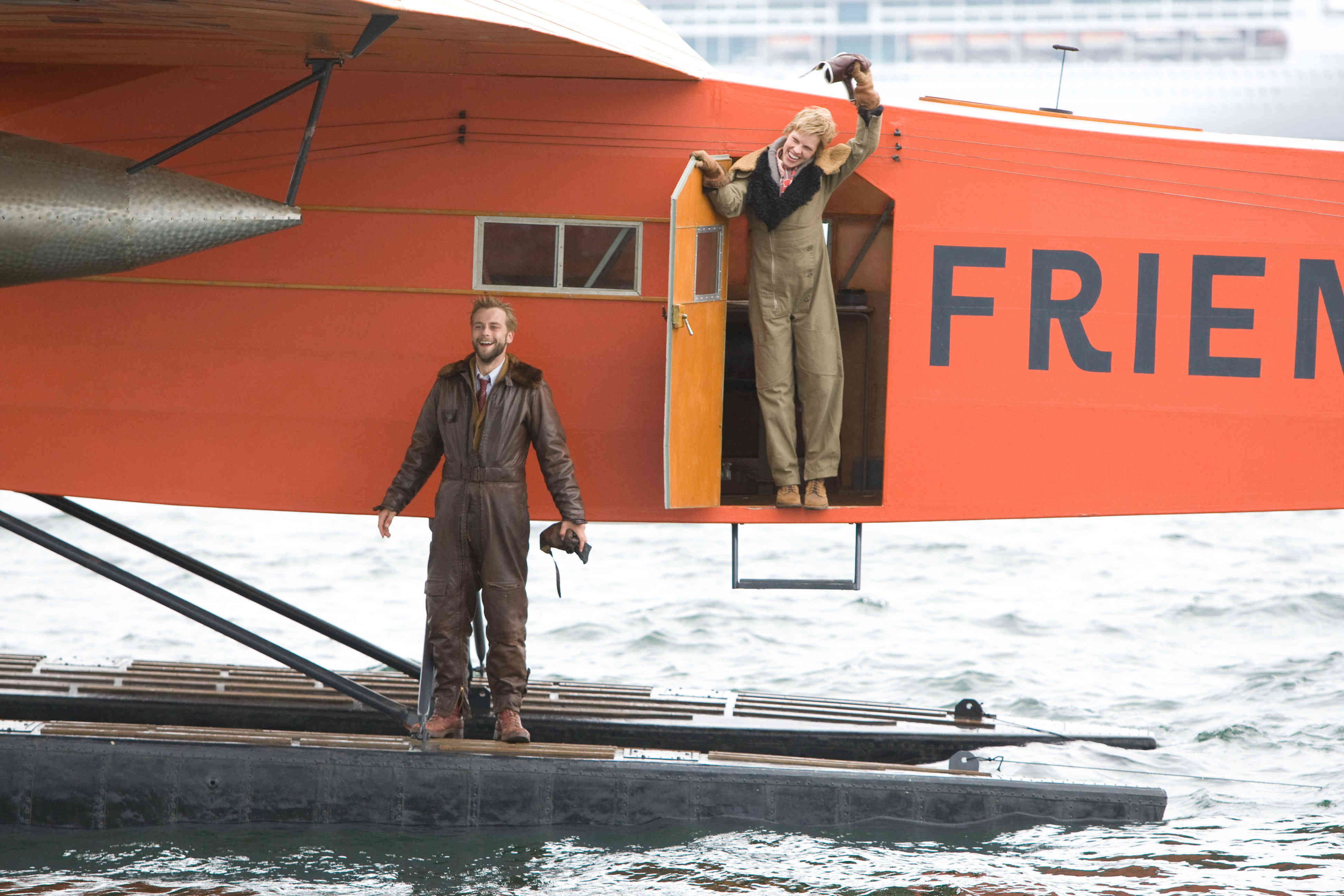 Joe Anderson stars as Bill Stultz and Hilary Swank stars as Amelia Earhart in Fox Searchlight Pictures' Amelia (2009)