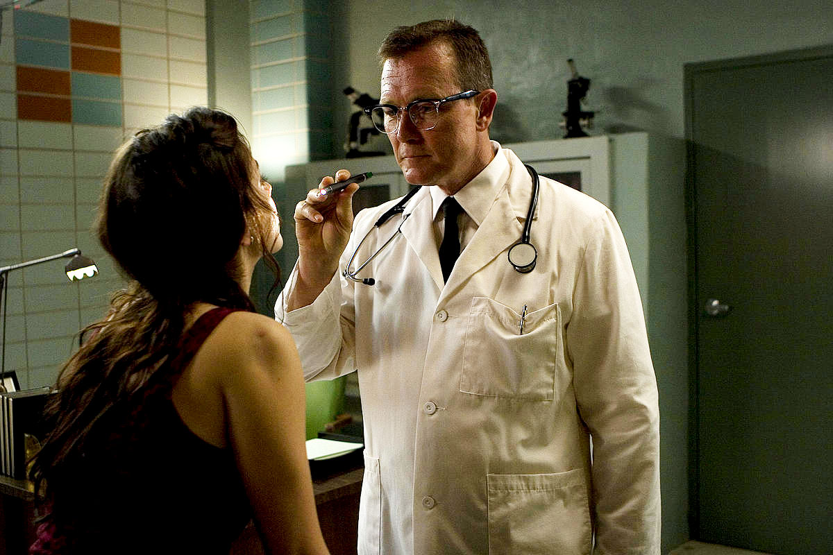 Jessica Lowndes (Emily) and Robert Patrick in Seven Arts Pictures' Autopsy (2009)