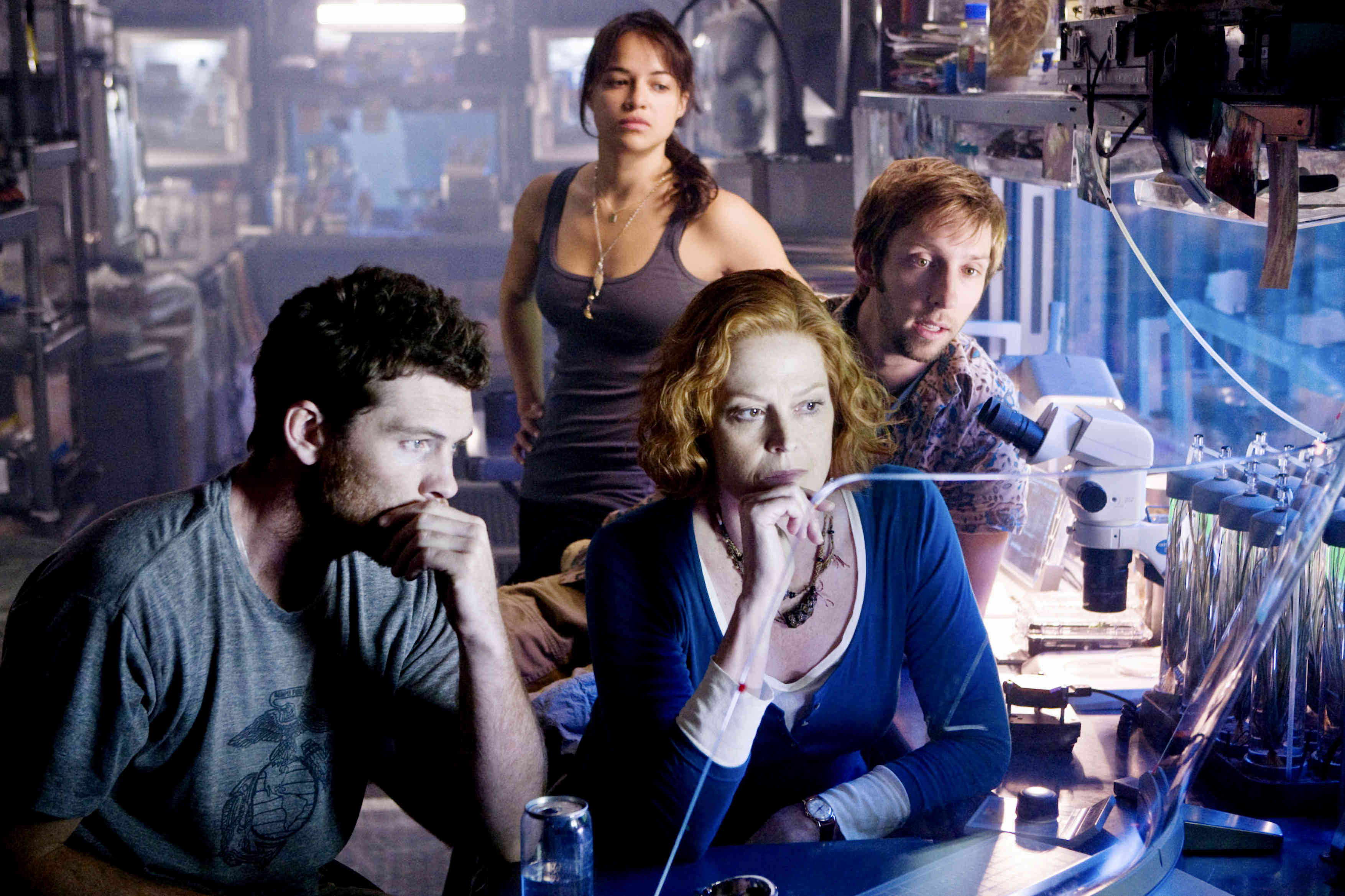 Sam Worthington, Michelle Rodriguez, Sigourney Weaver and Joel Moore in The 20th Century Fox's Avatar (2009)