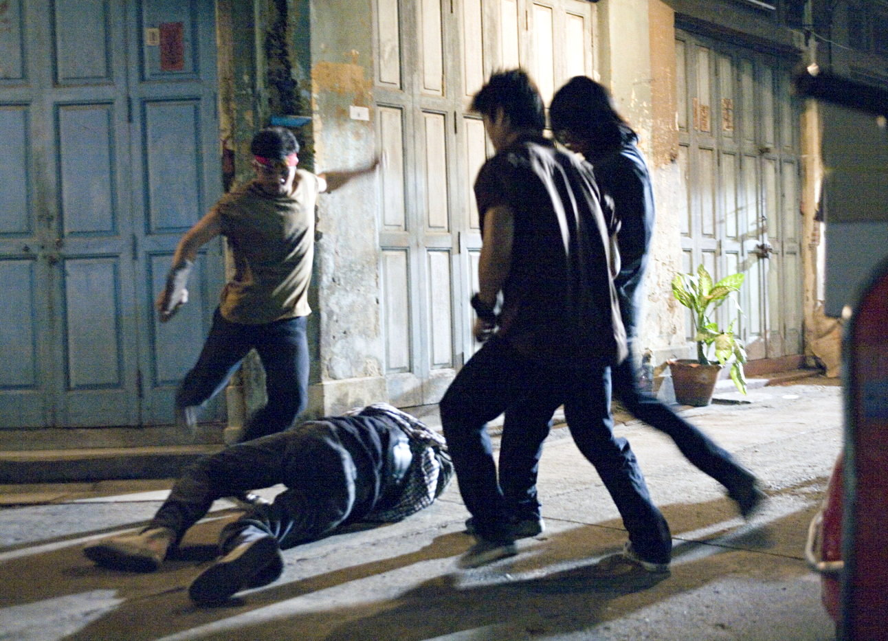 A scene from Lions Gate Films' Bangkok Dangerous (2008)