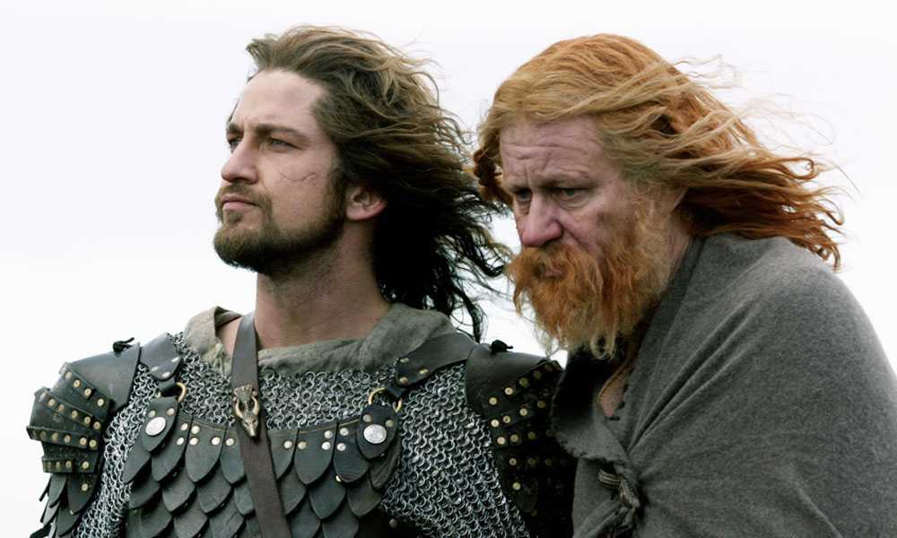 Gerard Butler and Stellan Skarsgard in Beowulf & Grendel (2006)