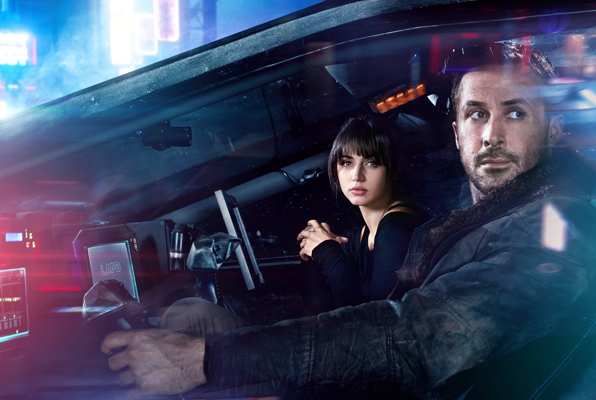 Ana de Armas stars as Joi and Ryan Gosling stars as Officer K in Warner Bros. Pictures' Blade Runner 2049 (2017)