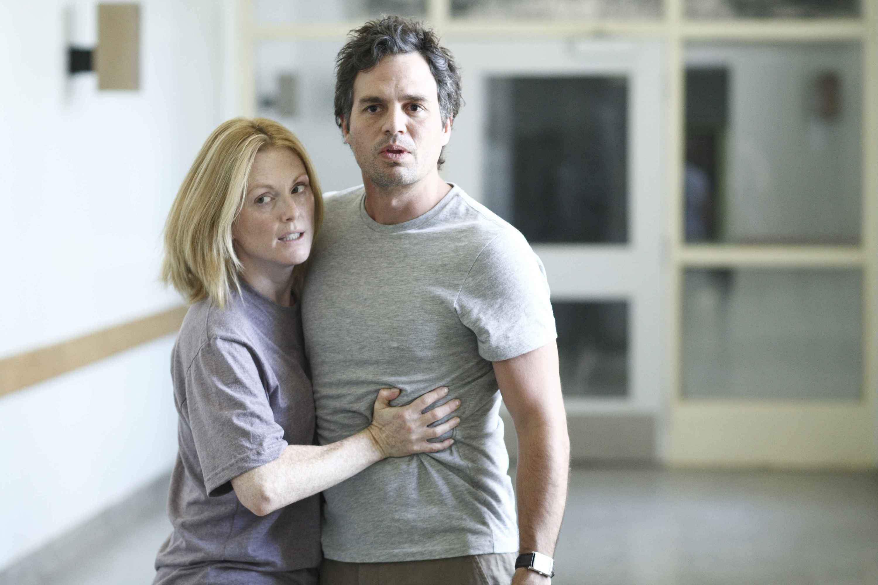 Mark Ruffalo and Julianne Moore in Miramax Films' Blindness (2008). Photo credit: Ken Woroner.